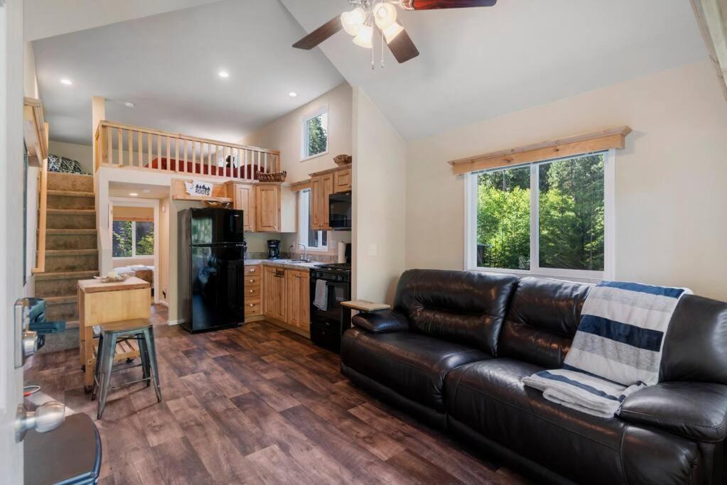 New Tiny Home Steps Away From Mt. Rainier Ashford Zewnętrze zdjęcie